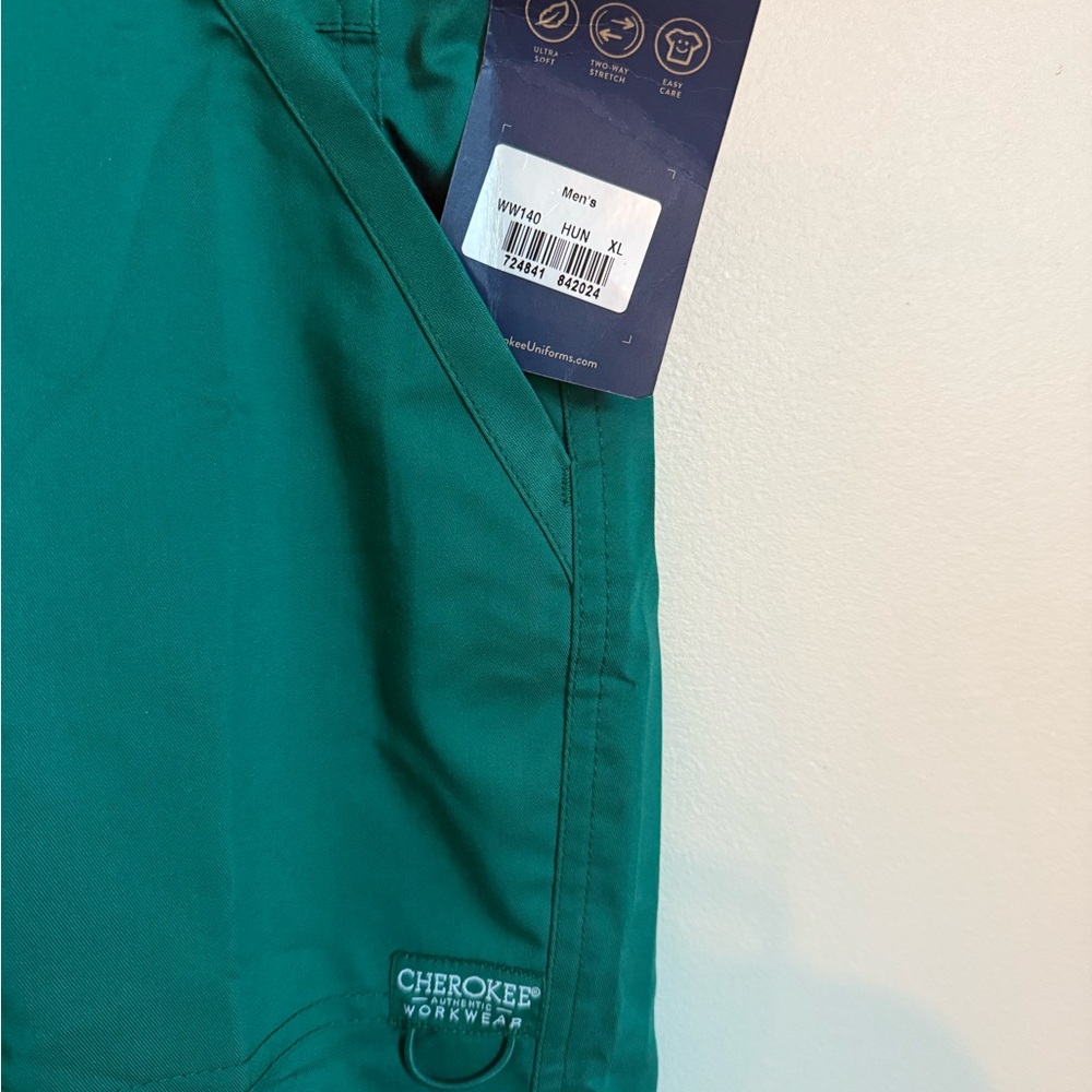 Cherokee Workwear Revolution Men's 7-Pocket Stretch Cargo Scrub Pants - Picture 3 of 5